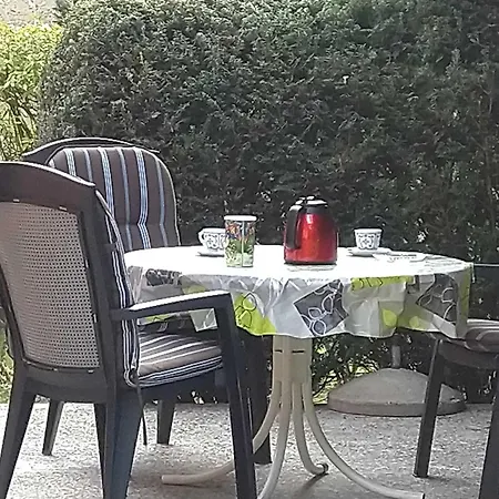Am Waldeck Semesterbostad